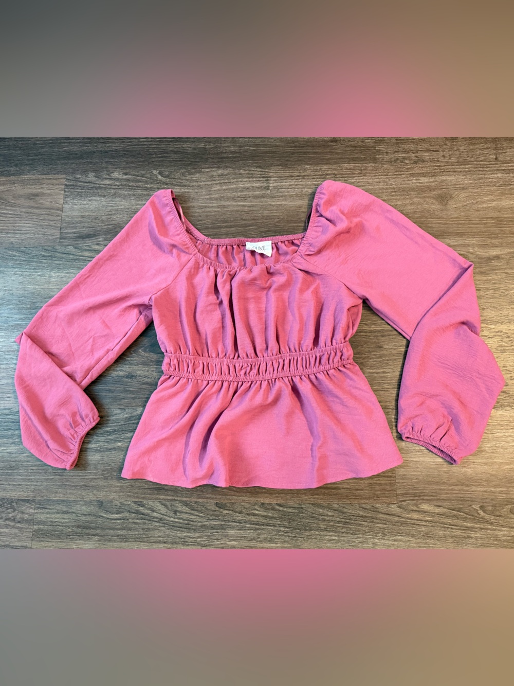 Olive & Oak women’s mauve Smocked Waist Top